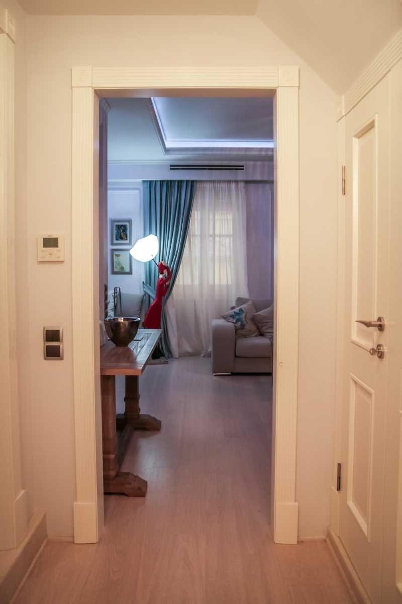 Apartment Luxury Venetian Flat In Corfu